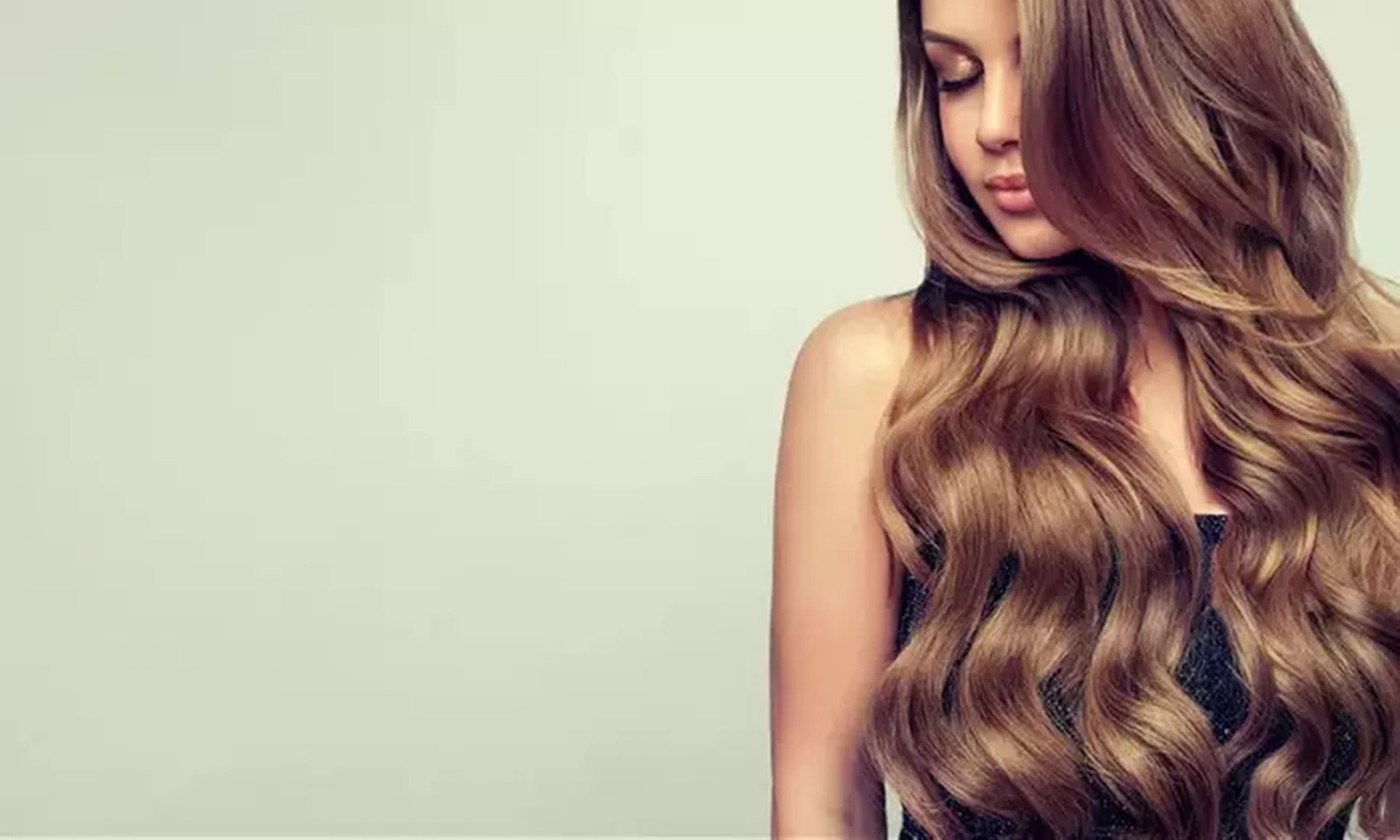 Sesión de peluquería con tinte y brillo o tratamiento con activos