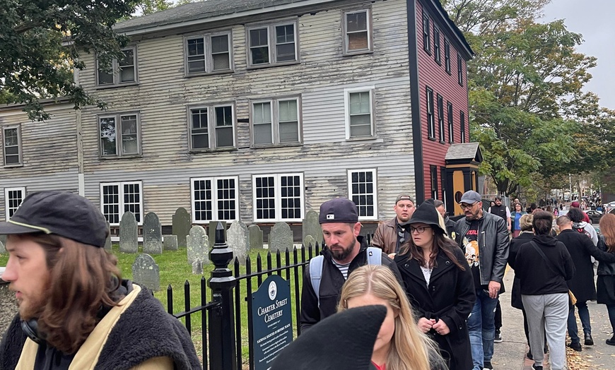 Image 9: Ghost Tour with Free Ghost Hunting Gear