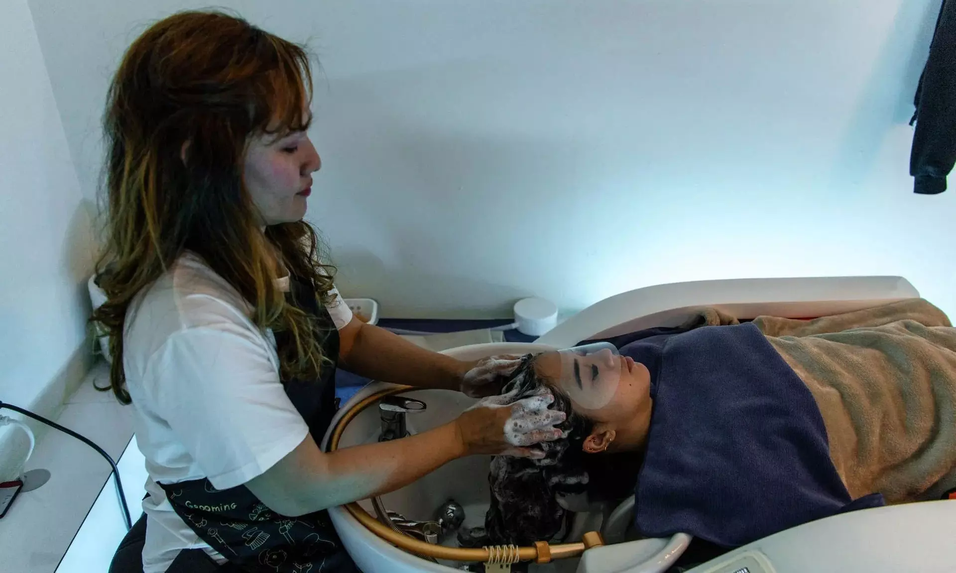 60-, 75- or 90-Minute Basic, Deep or Deluxe Head Spa Packages