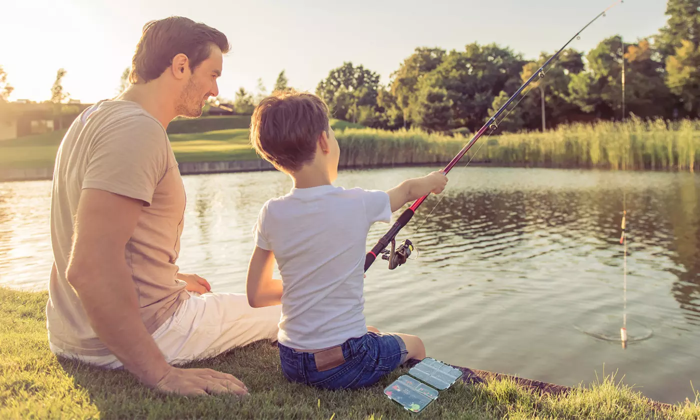 Lakeforest Portable Fishing Accessory Kit Set w/ Compact Tackle Box (188-Piece)
