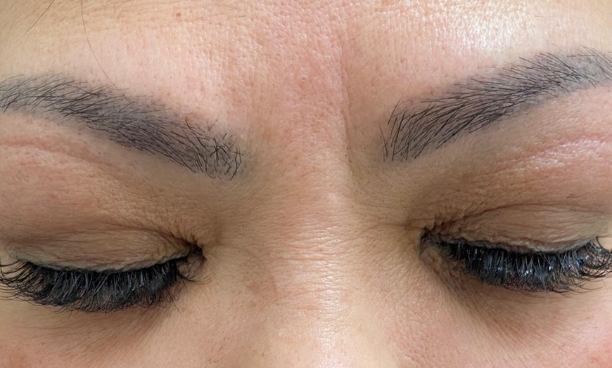 Image 6: Get 1, 2 Eyebrow Tinting Sessions,Brow Lamination, & More