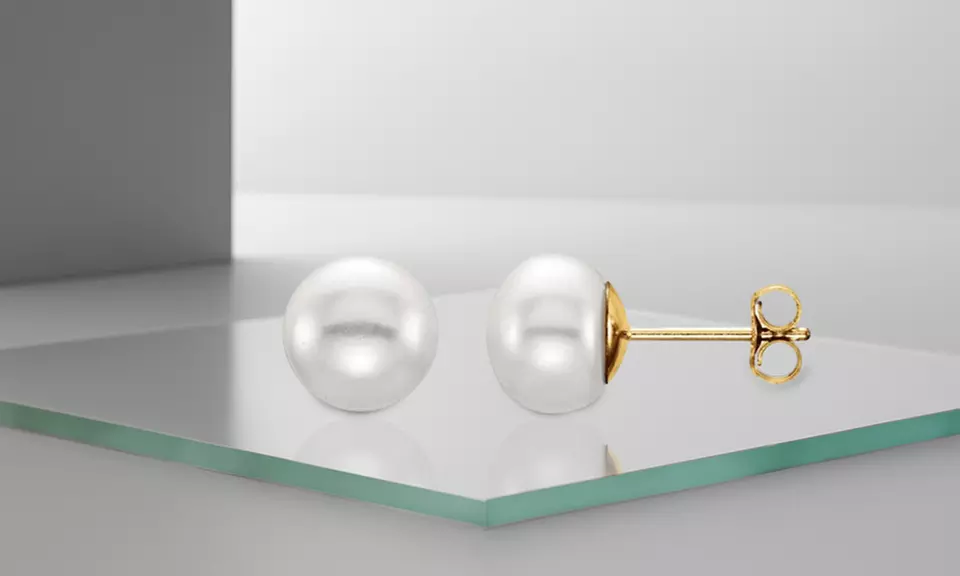 14K Yellow Gold Plated 6-7 mm White Freshwater Cultured Pearl Stud Earrings