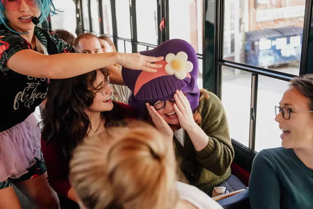 Laugh-Out-Loud "Nashville for Morons" Comedy Trolley Tour