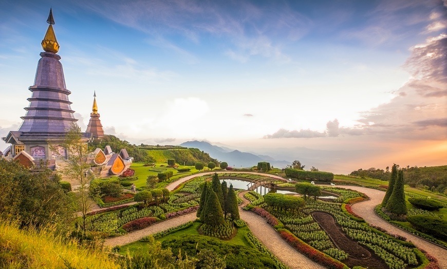 Image 1: ✈ 10-Day Bangkok, Chiang Mai & Phuket Getaway – From Weekender Breaks