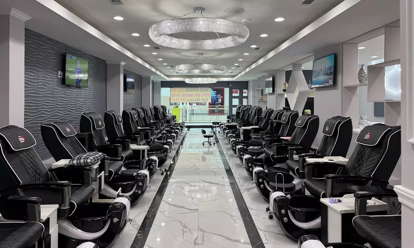 Refresh with a Lemon Organic Mani-Pedi, Jelly Pedicure or Manicure