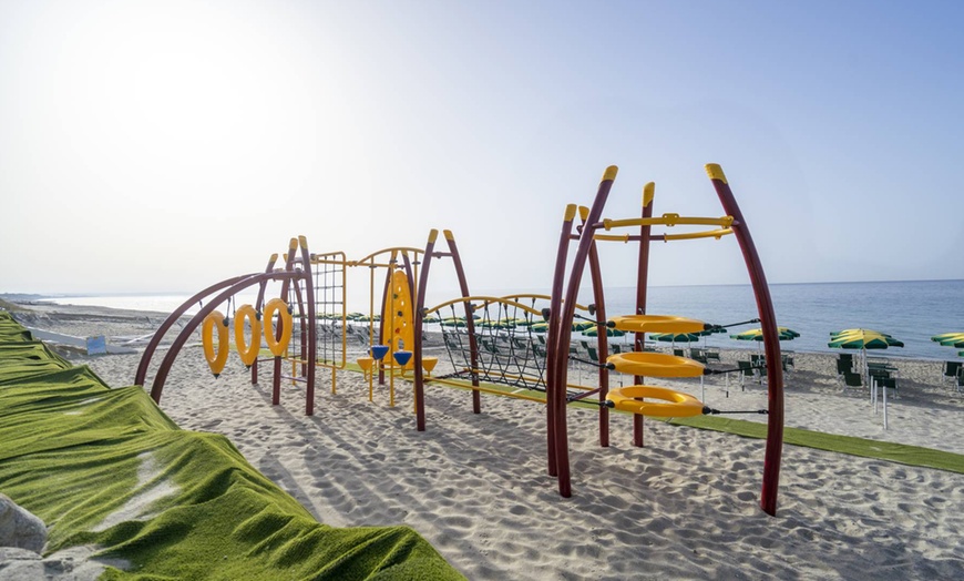 Image 5: Calabria 4*: 7 notti + tessere club e servizio spiaggia