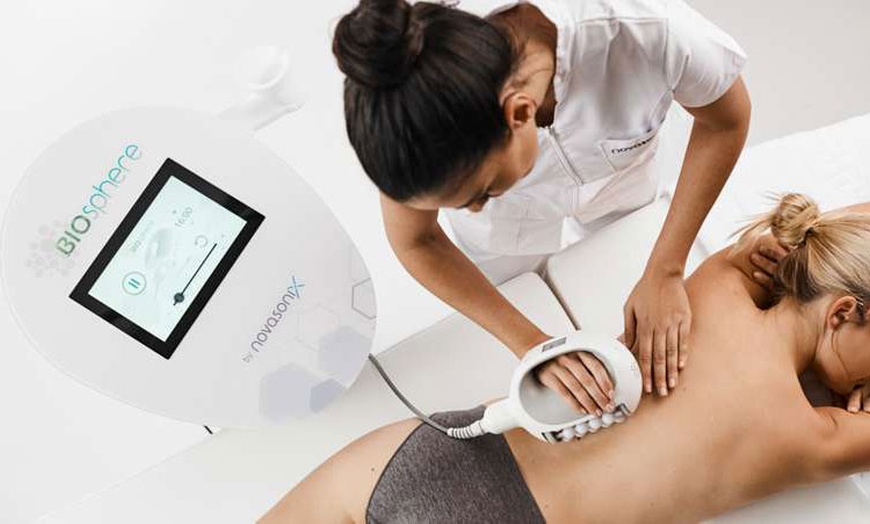 Image 2: Tratamiento remodelante Biosphère con presoterapia: 2, 4 o 6 sesiones 