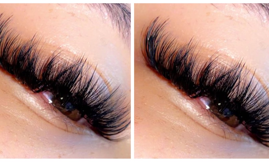 Image 1: Luxury Eyelash Extensions: Classic, Russian, or Hybrid