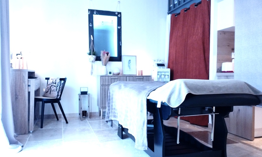 Image 3: Offrez-vous un moment de bien-être avec des soins revitalisants