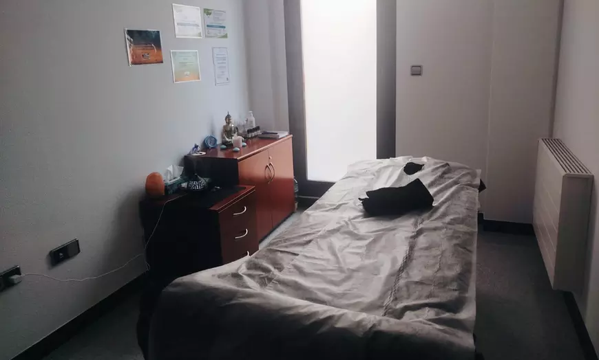 Image 2: 1, 2 o 3 sesiones de masaje a elegir de 60 o 90 minutos para 1 persona