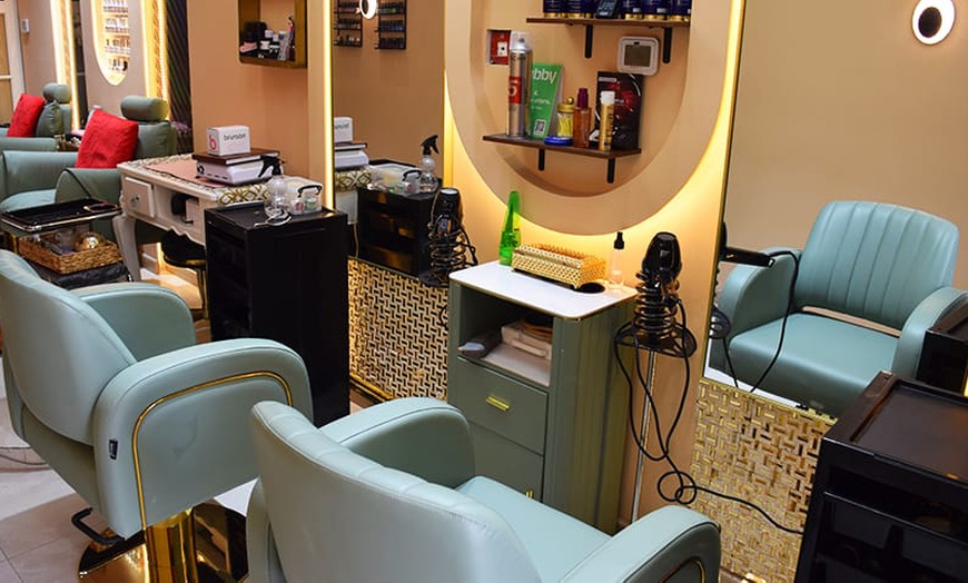 Image 4: Unwind with Basic Hammam, Hammam w/ Hair Wash, Blow Dry, & More