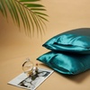 Image 5: Premium Mulberry Silk Reversible Pillowcase Duo