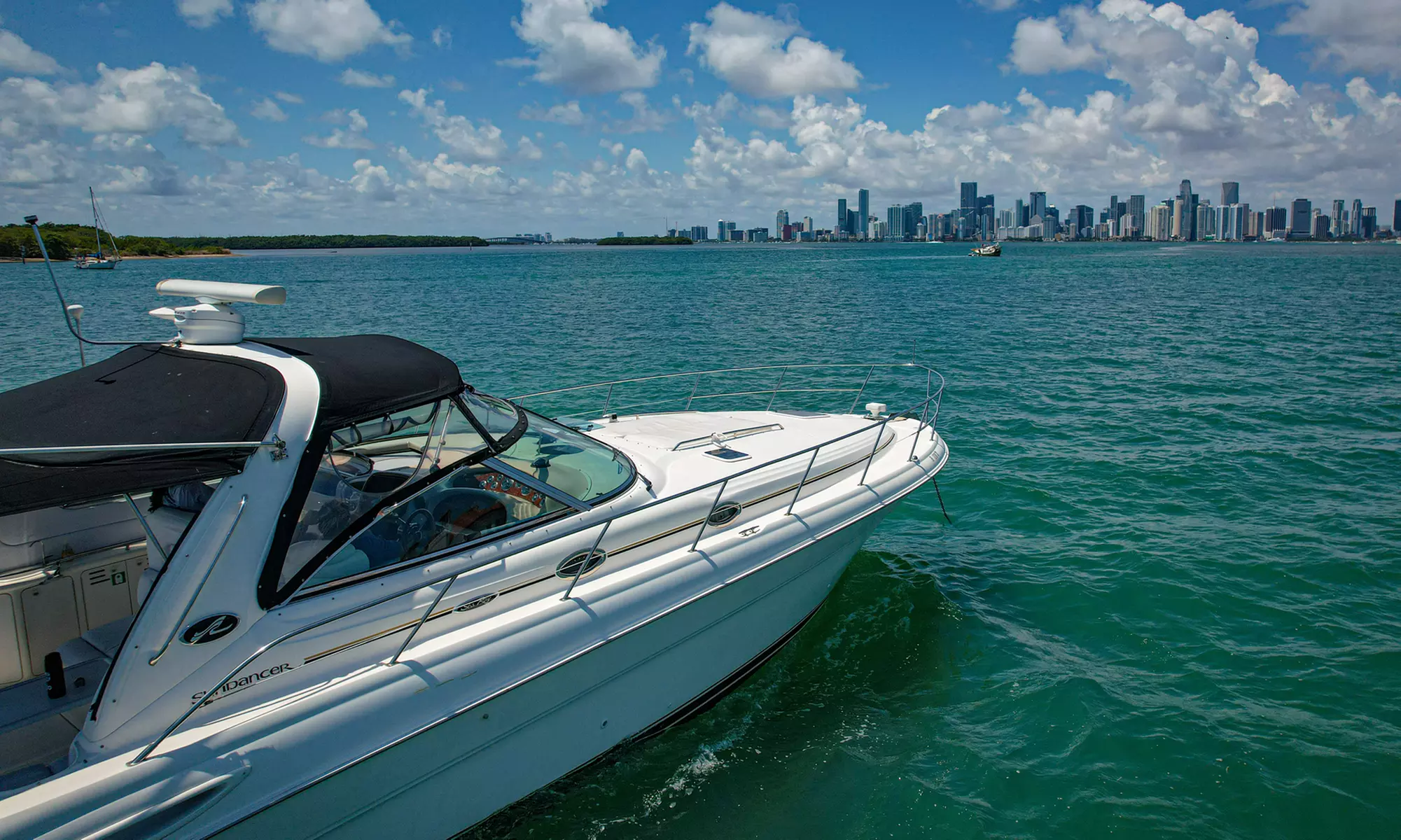 Miami Boat Charter w/ 5 or 7 Hours for Price of 4 or 6 Up to 13 People