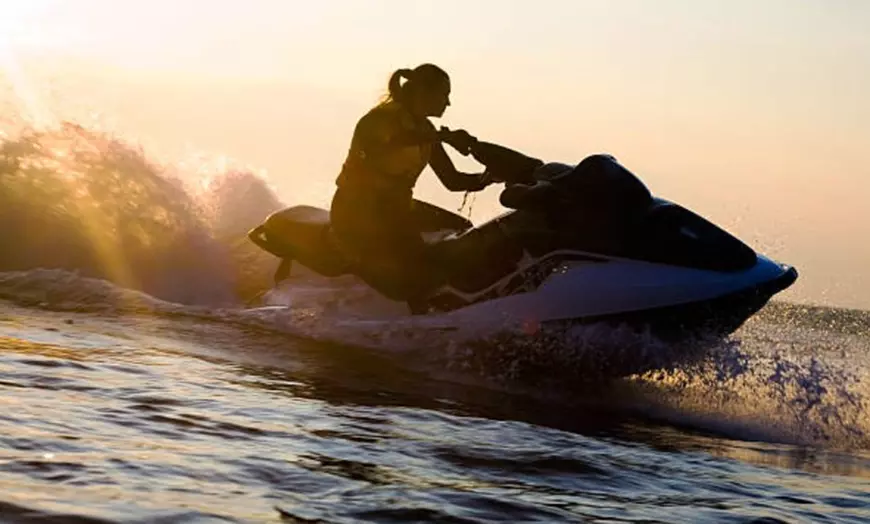 Image 1: Excursión en una moto de agua para 1 o 2 personas