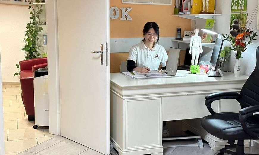 Image 9: 1 oder 2 Ganzkörper-Massagen à 60 Min. für 1 Person