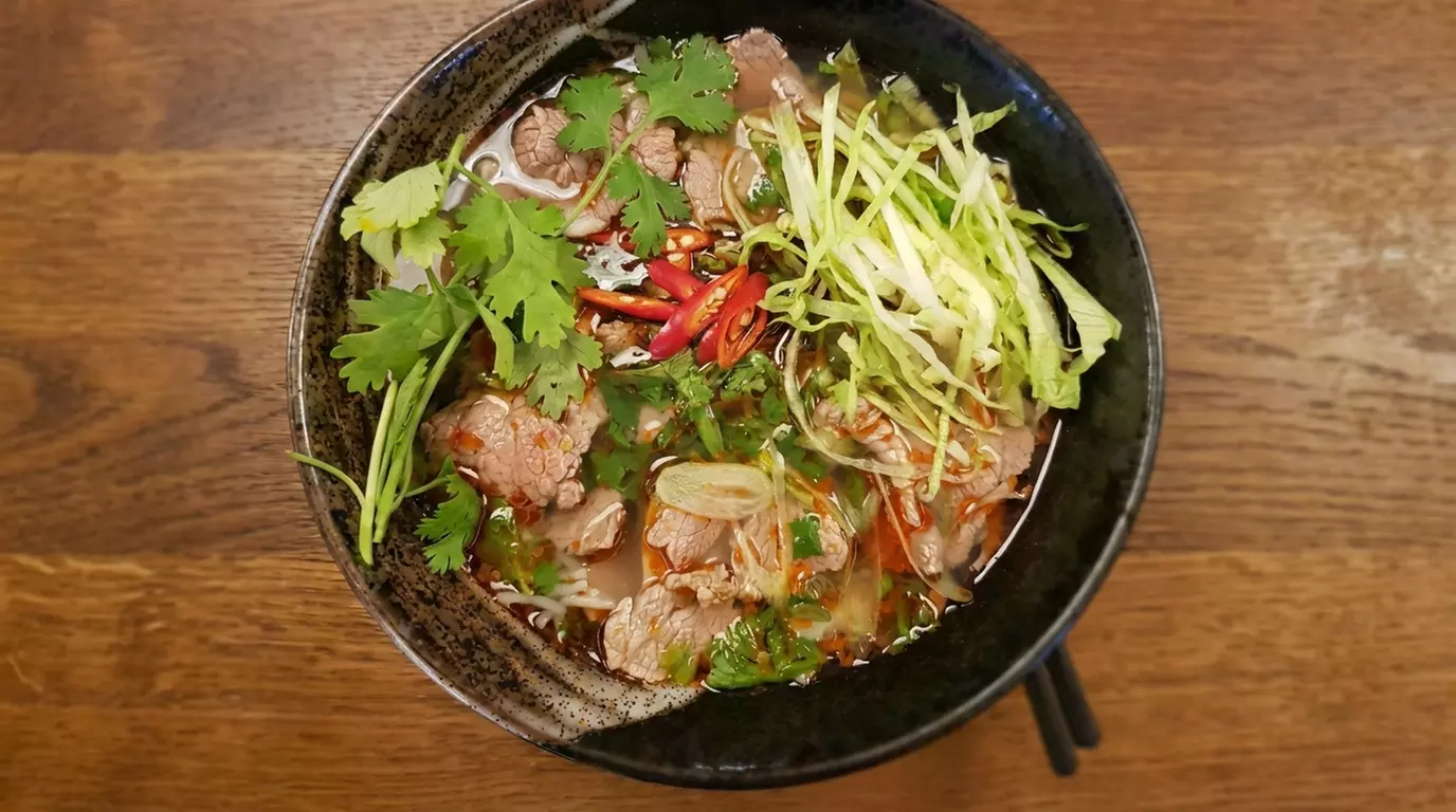 Vietnamesisches 3-Gänge à la carte Menü für 2 oder 4 Personen