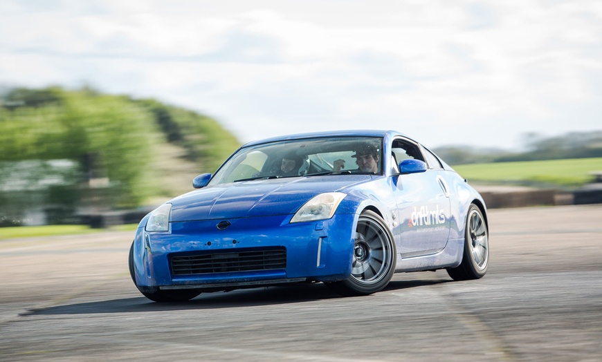 Image 5: Nissan 350Z Drifting Experience