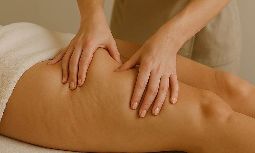 Image 6: Strakke huid op benen & billen