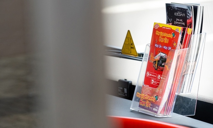 Image 2: Berlin: Hop-on Hop-off Bus Tour 