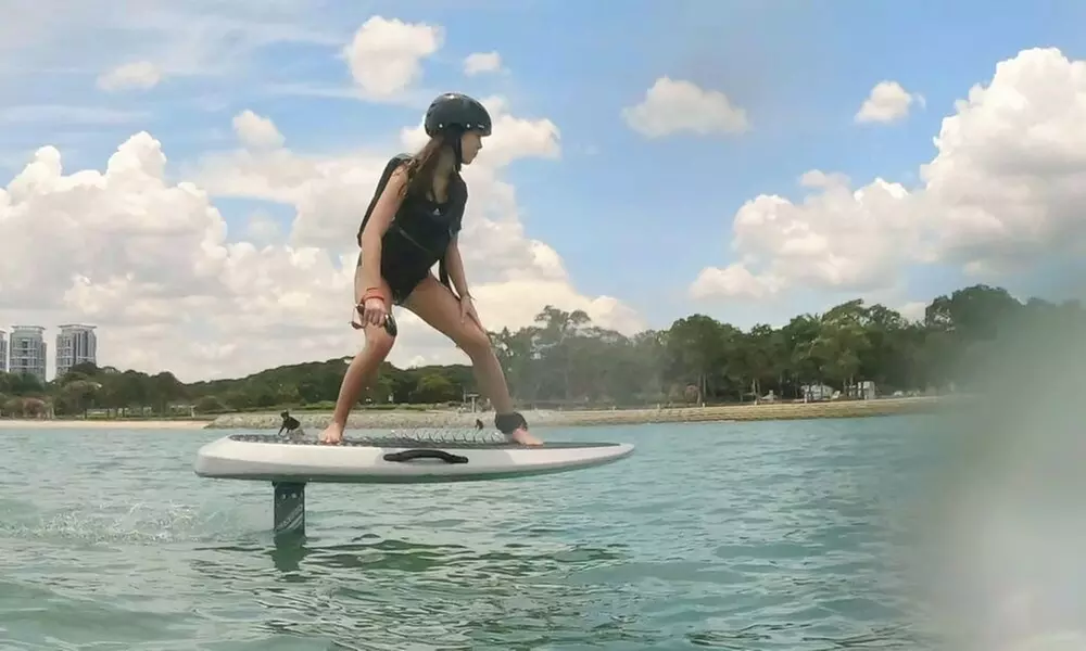 60- or 120-Minutes eFoil Session for One Person with Board Rental
