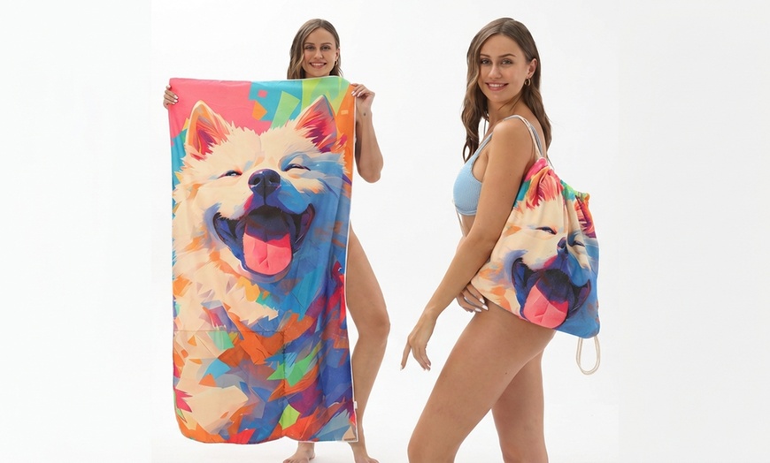 Image 11: 2-in-1 Convertible Beach Towel Backpack