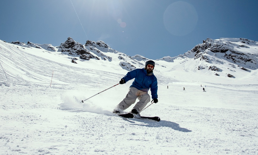 Image 11: Forfait de ski pour 1 ou 6 jours entre deux stations mythiques