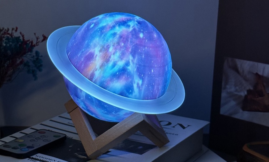 Image 3: Saturn Bluetooth Speaker, Vibrant 7-Colour Light and Remote Control 