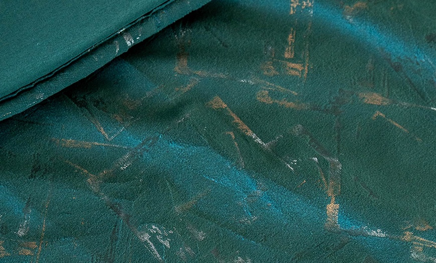 Image 19: Trapunta matrimoniale in velluto con stampa digitale