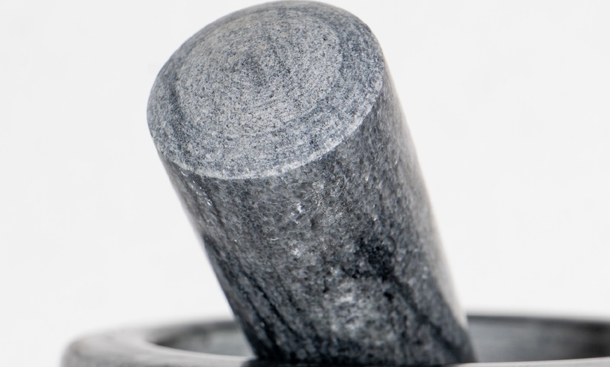 Image 4: Mortaio in marmo con pestello