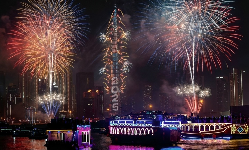 Image 2: New Year’s Gala Dinner Cruise With Burj Khalifa Fireworks Views