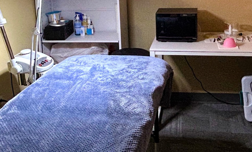 Image 8: Transform with Eyebrow Lamination, Wax, or Tint Options