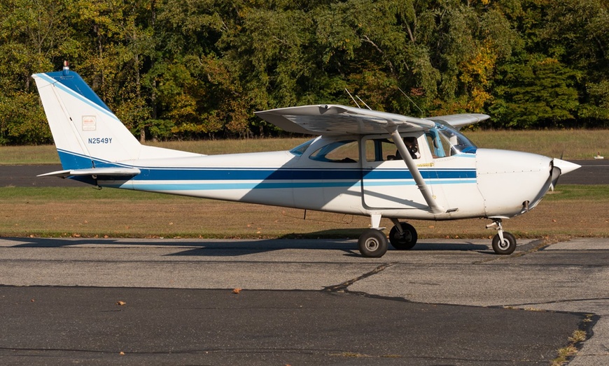 Image 2: Intro Airplane Flying Lesson- 45 Minute Flight
