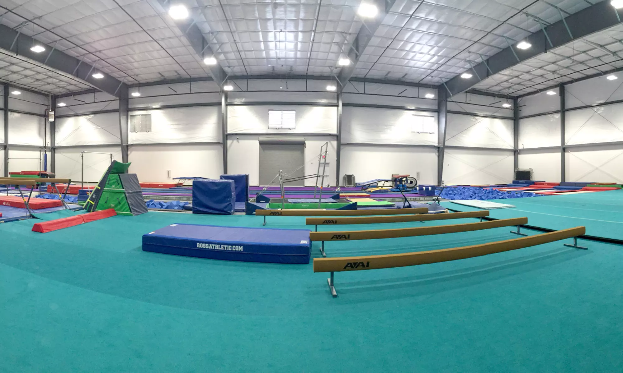 Four or Eight Tumbling, Gymnastics, or Ninja Cats Classes at Desert Gymcats (Up to 50% Off) - Primary Image