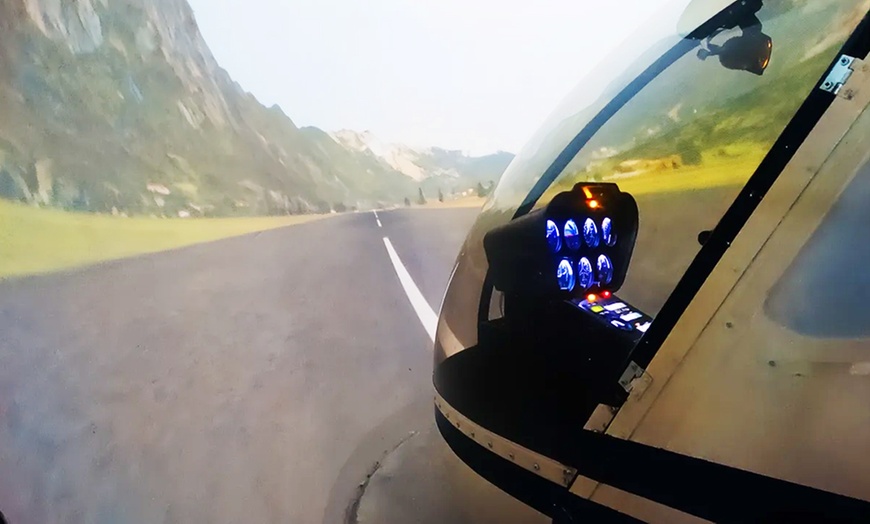 Image 6: Levensechte Robinson R22 helikopter simulator met vrije vlucht