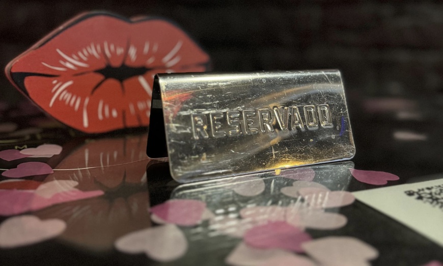 Image 6: Menú "Tonteo" o "Tentación" para 2 con postres y bebidas o vino