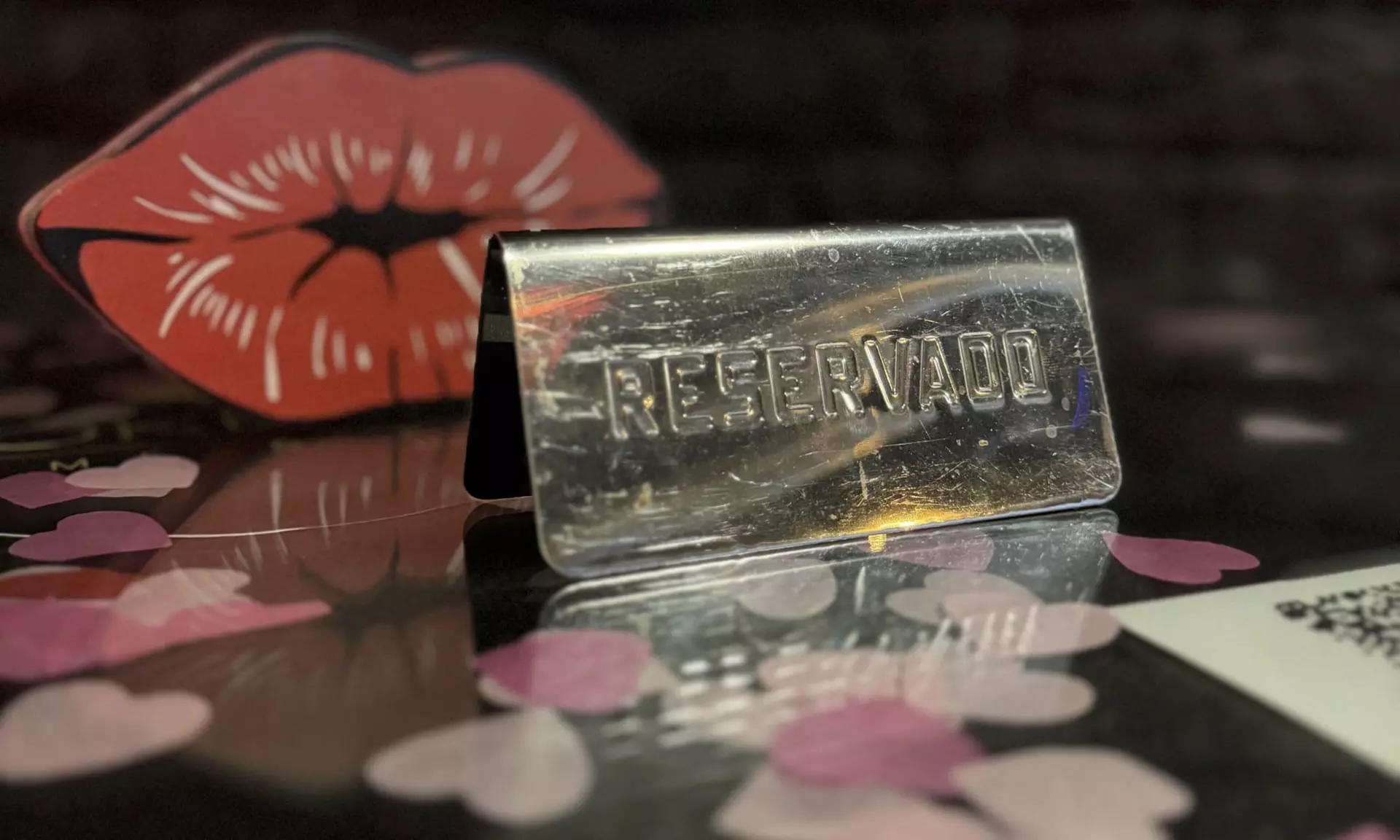 Menú "Tonteo" o "Tentación" para 2 con postres y bebidas o vino