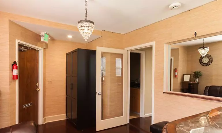 Experience 1 VM Beauty Spa's 60-Min Lymphatic Drainage or Facial Massage - Up To 38% - Second Medium