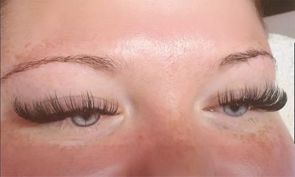 Classic, Hybrid, Volume, Mega, Doll-Eye or Cat-Eye Eyelash Extensions