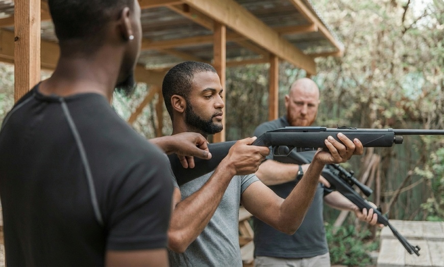 Image 8: Zet je vizier op scherp: boogschieten of buksschietenmet z'n tweeën
