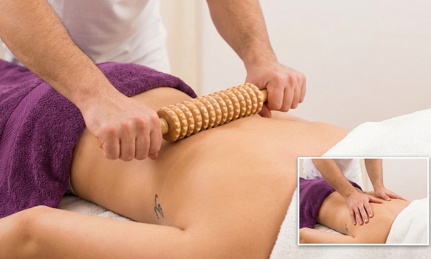 Image 3: 60 or 90 Minutes Lomi Lomi Massage with Wood Therapy Options