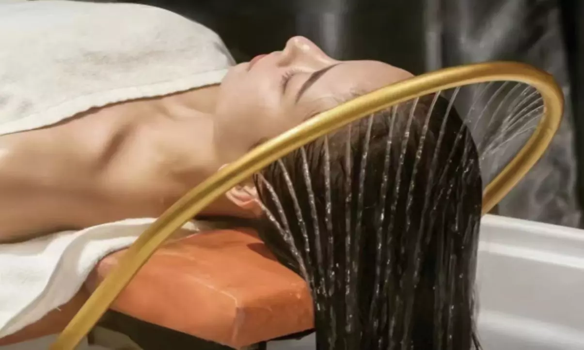 Deep Cleansing & Relaxing Herbal Head Spa for One or Couples