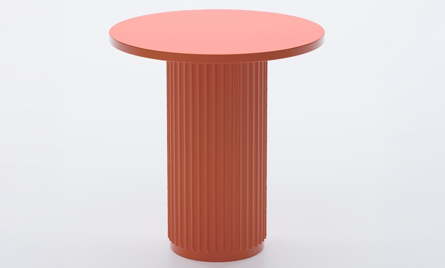Image 3: Table d'appoint ronde cannelée 