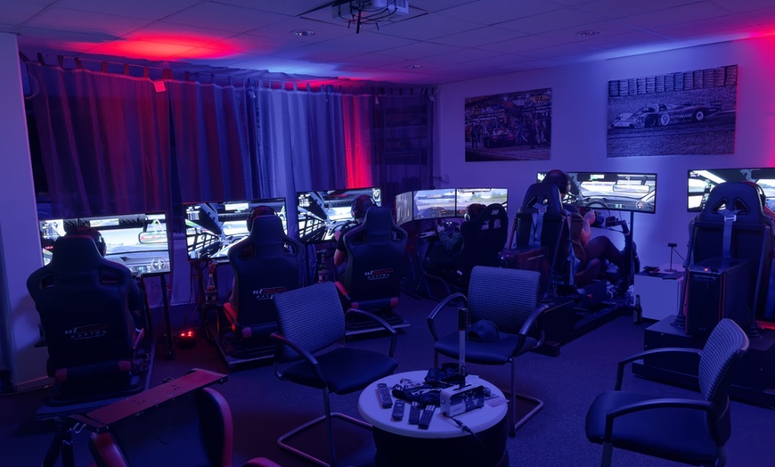 Image 6: 60 Min. Rennerlebnis-Simulator nach Wahl