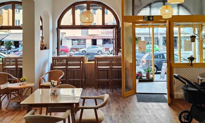 Korean Fried Chicken nach Wahl inkl. Pommes / Süßkartoffel & Softdrink