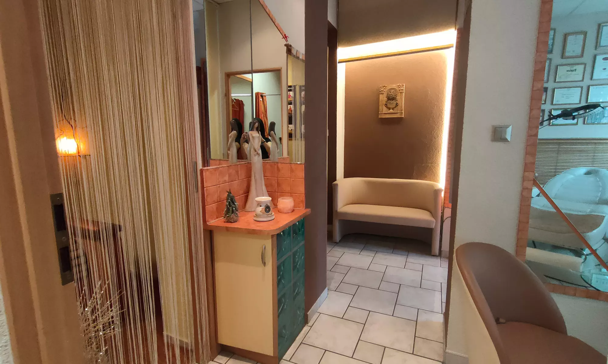 Podkreśl swoje oczy dzięki hennie rzęs i brwi z regulacją