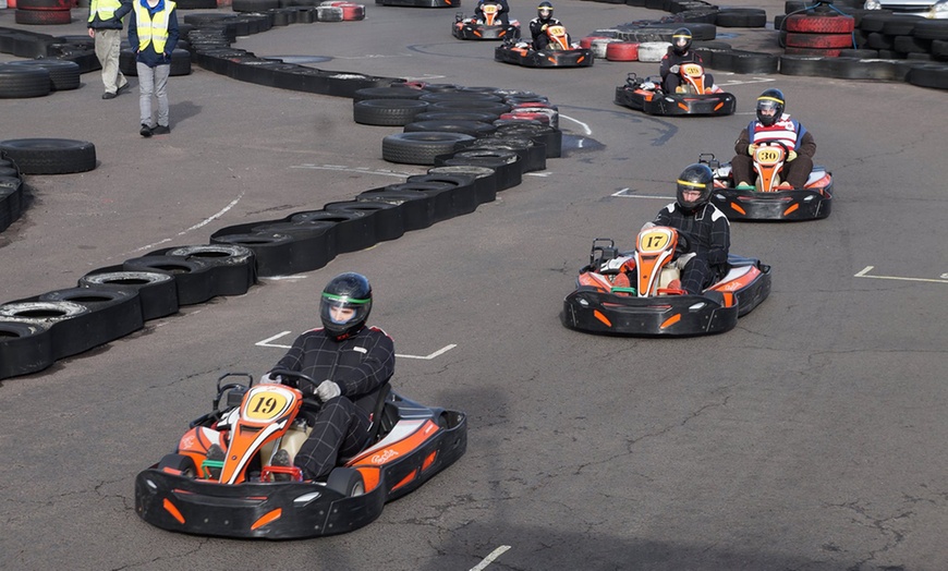 Image 9: 60-Minute GoKarting Experience