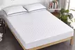 Surmatelas  "Udry" White Classic Waterproof, Aloe Vera ou Bambou, dimensions au choix - Image 5