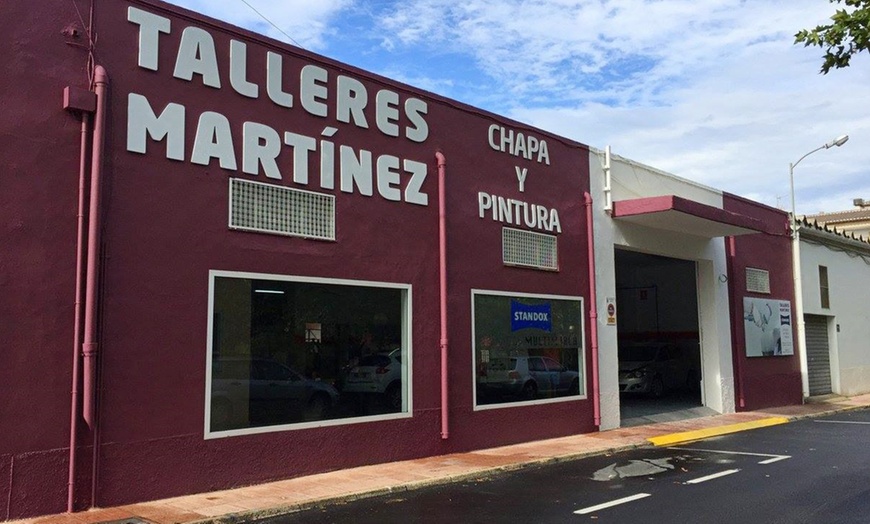 Image 9: Paga 49€ y obtén un descuento de 400€ en servicio de pintura de coche 