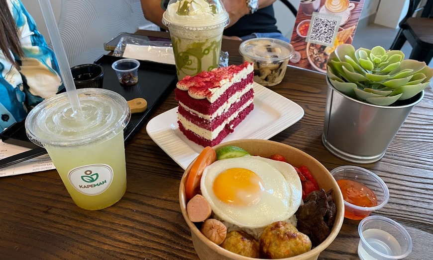 Image 6: Enjoy AED 50, 100, or 200 All Day on Tasty Treats!