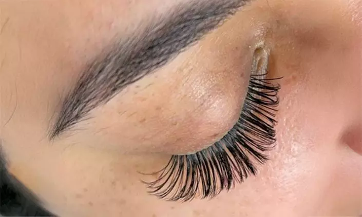 One Beautiful Natural, Flawless Full Set/Luxury Volume Lash Extension